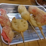 大阪新世界 串かつ さじろう - 紅しょうが、うずら、れんこん