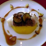 レストラン シャンボール(リーガロイヤルホテル大阪) - 真鯛のポワレ　香ばしい野菜に胡麻とマドラスの香り