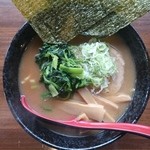 Anton - 2015年11月　メンマ付濃厚豚骨ラーメン　880円