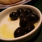 黒オリーブのマリネです（2015年12月）。