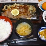 サーロインステーキ定食 1300円