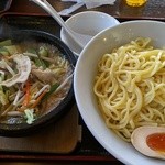 石焼らーめん火山 - 石焼野菜しょうゆつけ麺　７８８円