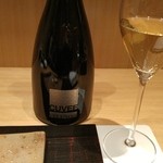 神保町 傳 - GRAN CUVEE VELENOSI
      