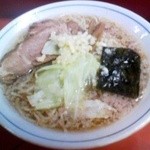 YAMAちゃん - ちょこっと前の画像　にんにくラーメン大盛＋キャベツ