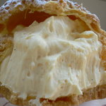 モーツァルト - 大好きなシュークリームの断面です。