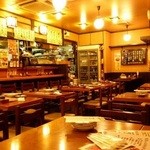 ひさご - 昭和の面影を残す大衆的な雰囲気