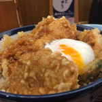 Tendon Tenya - ふもと赤鶏天丼半熟玉子付き690円