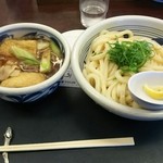 肉汁うどん利八 - 肉汁うどん  大  800円♪