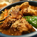 アジアンスープカリー べす - カキフライ + ラム +角煮