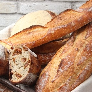 天然酵母を使用したハード系パン