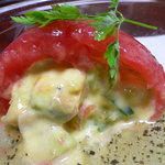 日本料理 たちばな - 中にはアボガドなどが入っており、洋食系の味付けに！