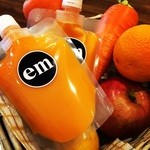 Em juice - 