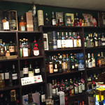 酒の宮里 - 店内ボトルあれこれ