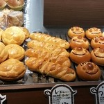 バッケンハイムボルガ - 焼きたてパーン