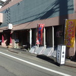 すし食堂 いちと - 辺鄙な裏筋にあります