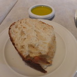 Wattle Tokyo - パンとオリーブオイル