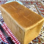 セントル ザ・ベーカリー - 2015年12月：プルマン(\800+税)…普通の２斤サイズです