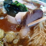 青島食堂 - 薄切りだけど食べ応えアリ