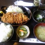 泉屋 - 料理写真:とんかつ定食 １２５０円