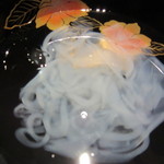 銀座うち山 - 葛きり　拡大写真　ツルツル食感　◎