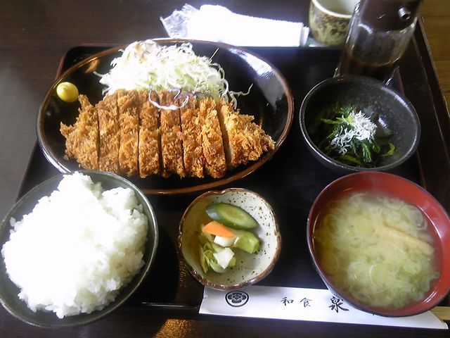 泉屋 岡本 とんかつ 食べログ