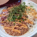 麺小屋 てち - みそまぜそば(大-麺300g/850円)+ジャンク大好き(チーズ+チーズソース＆みそマヨとろ～り半熟玉子/150円)