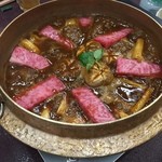 料亭 金鍋 - 牛肉投入