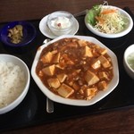 千里香 - マーボー豆腐定食、780円