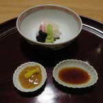 松川 - 鯛のお造り、岩牡蠣とチシャトウ コノワタと柚子、醤油で1