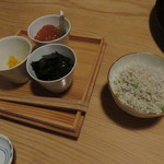 松川 - ご飯と味噌汁、香の物(いくら、唐墨、海苔、ちりめん山椒)1
