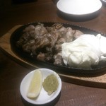 Dondonju - 地鶏の炭火焼き