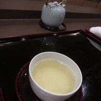 初音屋 - 妻は「TOKIO」というベリーの香りがする緑茶を。