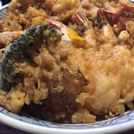 矢吹 - 天丼定食天麩羅、彩りもありあり。