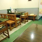 一寸法師 - 店内テーブル席 2015.12