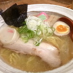 四代目 いちまる - 貝柱出汁のあっさり塩ラーメン　770円（税込）