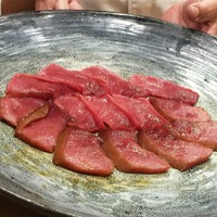 初音鮨 - 大間の鮪