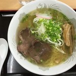 前沢サービスエリア（下り線）スナックコーナー - 牛タンゆず塩ラーメン