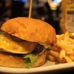 Burger＆Chicken JERRY’S UNO - チーズバーガー