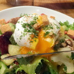 オー・ペシェ・グルマン - リヨン風サラダ