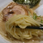 しとらす - 麺をアップ！(ややブレブレ）