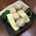 松崎屋 - 小芋と高野豆腐の2種盛220円