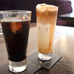cafe MONTE - アイスコーヒーとキャラメルラテ