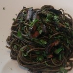 モード ディ ポンテベッキオ - イカ墨スパゲッティ