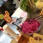 くるるの杜 農村レストラン - 【2015年12月】北海道七飯産の「紅くるり」を使用したサラダ。