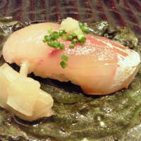 南麻布 伊ざわ - 鯵の握り
