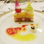 綱町三井倶楽部 - 2015お菓子仕立てのウニのムースキャビア添え