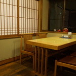 康正庵 - 落ち着いた雰囲気の店内