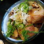 大津家 - セットで＠200のチャーシュー丼