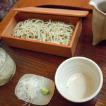 そばきり 日曜庵 - 粗挽きせいろ