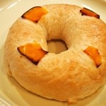 コバトパン工場 - ベーグル（ラムレーズンカボチャ）